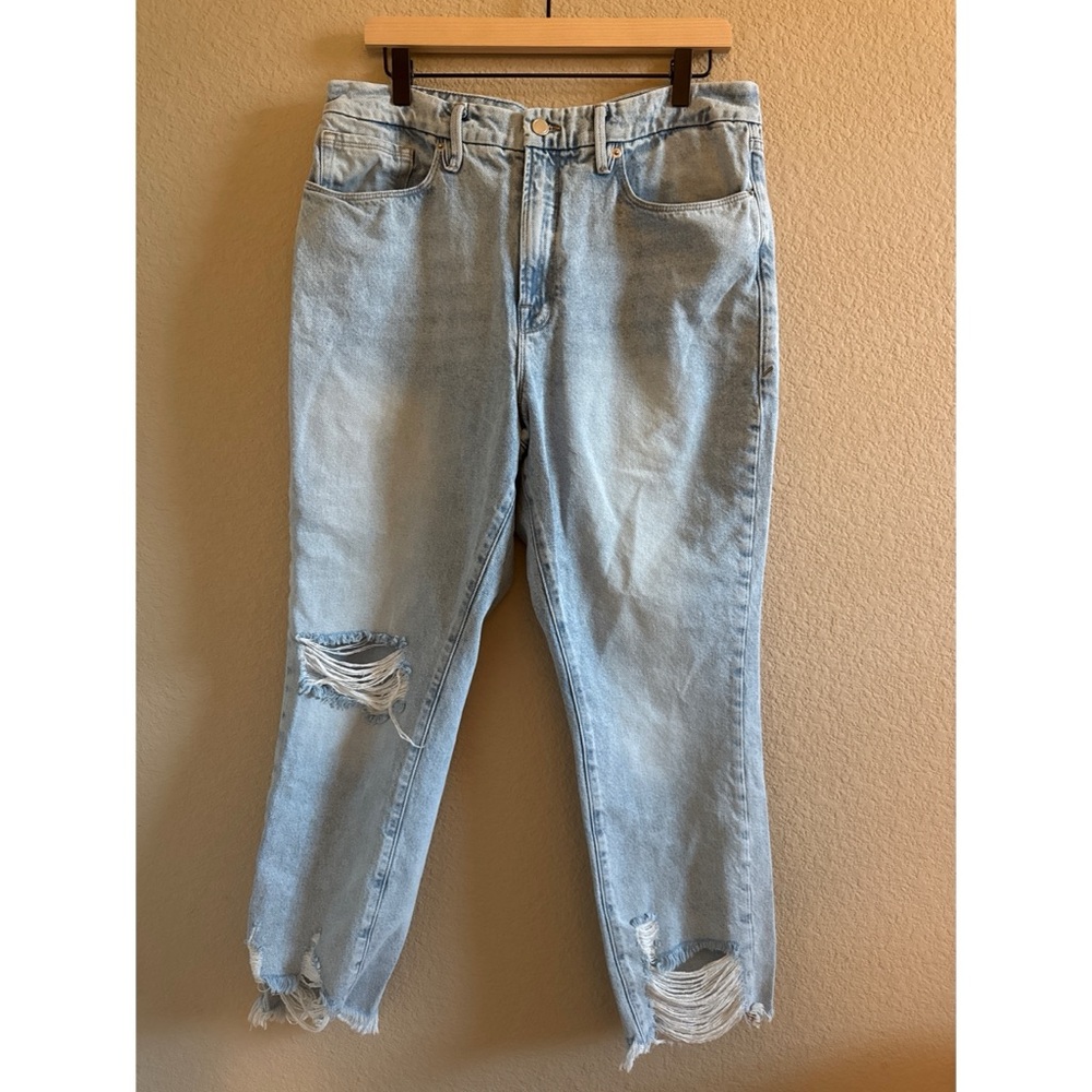 Good American Slim Straight Light Wash Distressed Denim‎ Jeans Size 14